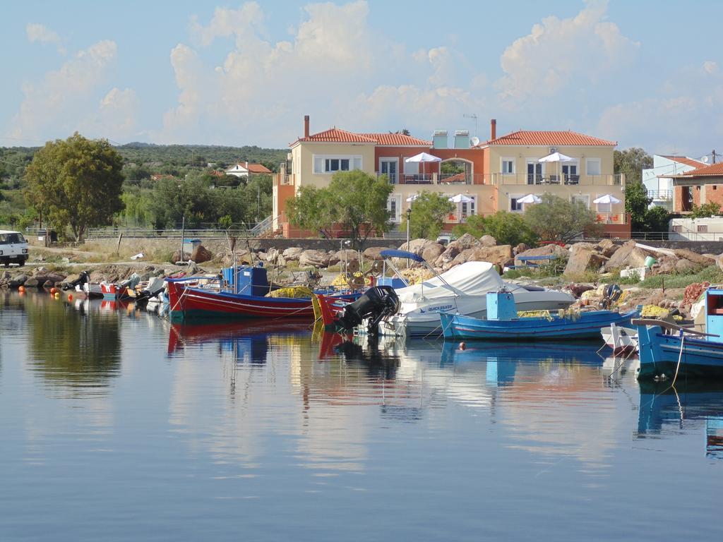 Palaiologou Panorama Apartments Mantamados Номер фото