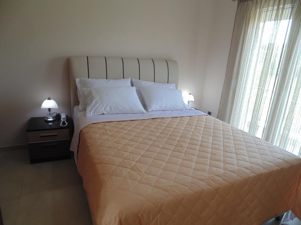 Palaiologou Panorama Apartments Mantamados Номер фото